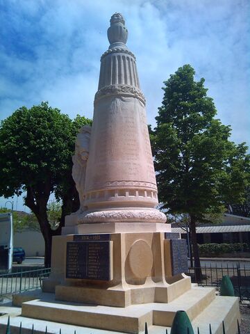 Rénovation d un monument aux morts Ateliers del arte